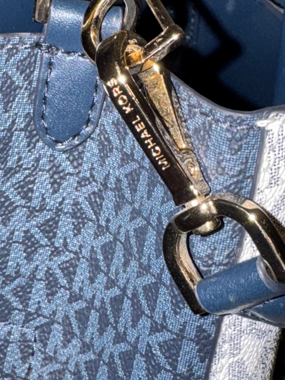 Michael Kors Mercer Gallery Small Bucket Bag - Navy beautiful - Picture 7 of 11